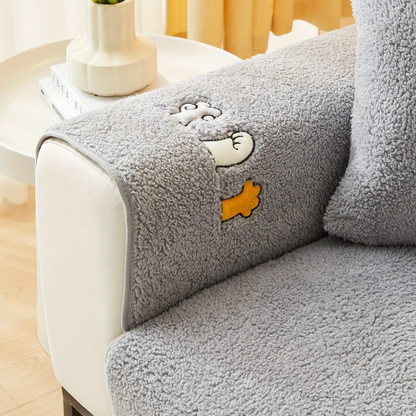 Quinn | Sherpa Shield Pet Couch Cover